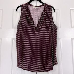 LOFT Mixed Media Sleeveless Henley V-Neck Shell Tank in Maroon Key Pattern